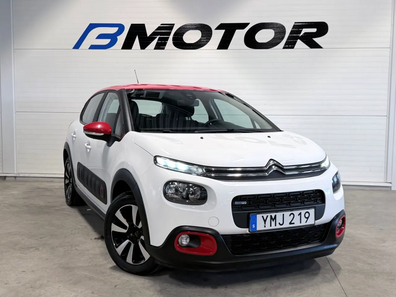 Vehicle image 1