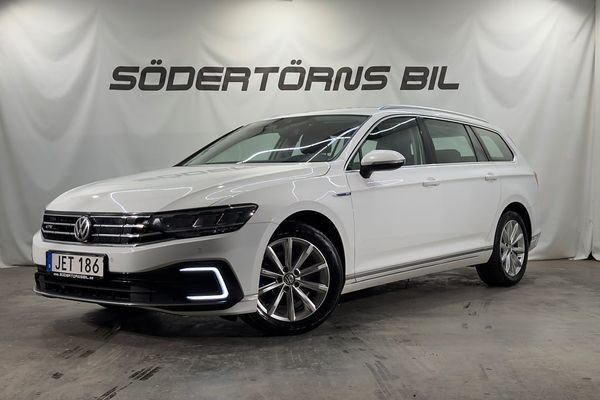 Volkswagen Passat Sportscombi GTE 1.4 TSI DRAG VÄRMARE KAMERA MOMSBIL - 2020