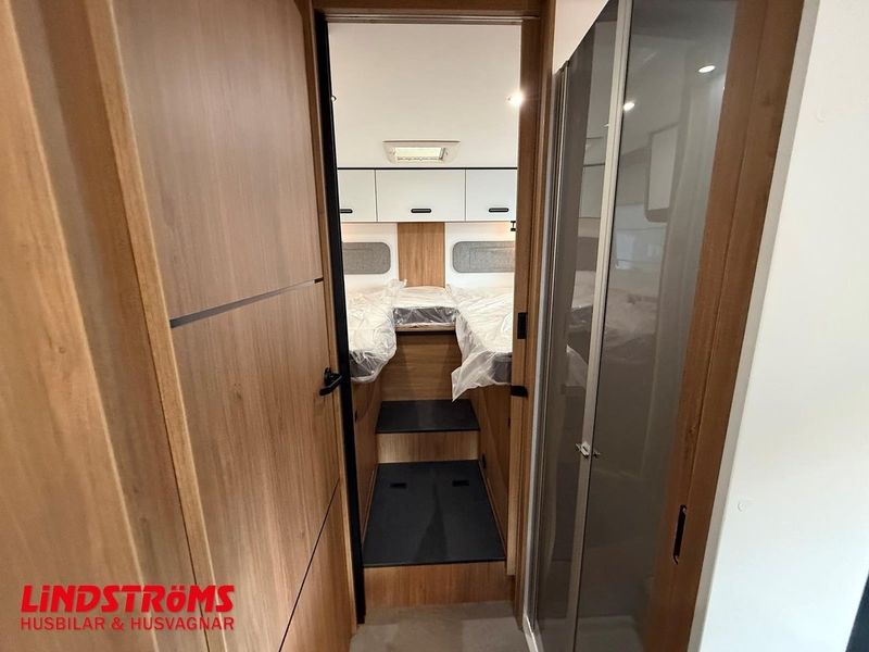 Challenger 337 bild 11