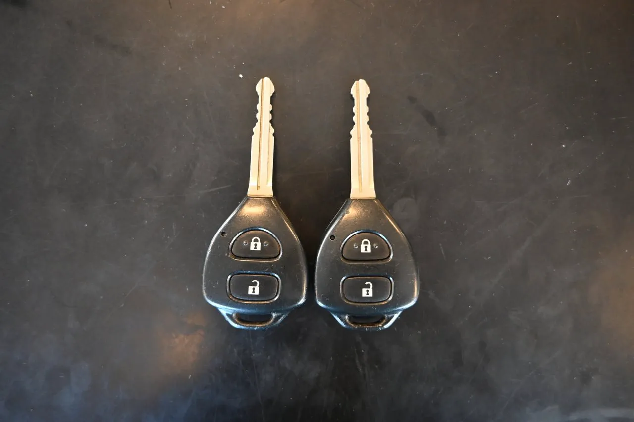 Vehicle image 25