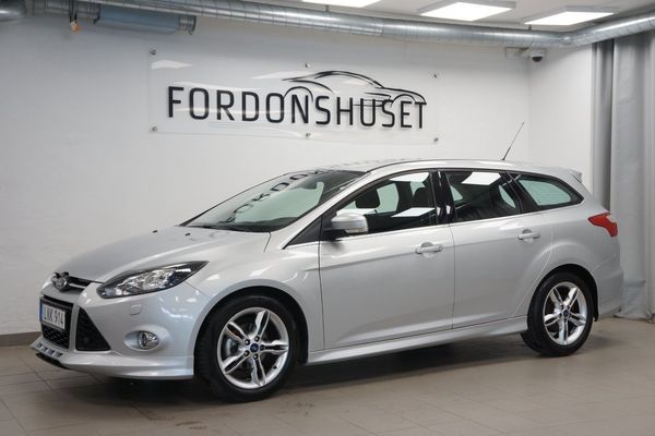 Ford Focus KOMBI 1.0 EcoBoost 125HK TITANIUM | SVENSKSÅLD - 2014