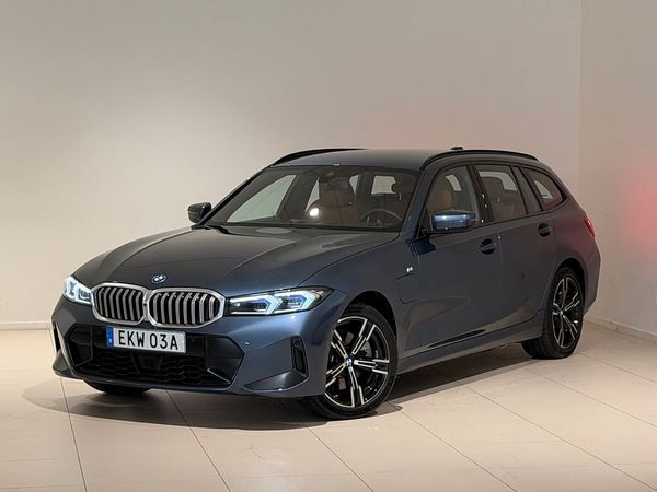 BMW 330 e xDrive Touring xDrive, M-Sport, Drag, Adpt Fart, Adpt LED, HK, 360 Kam - 2026