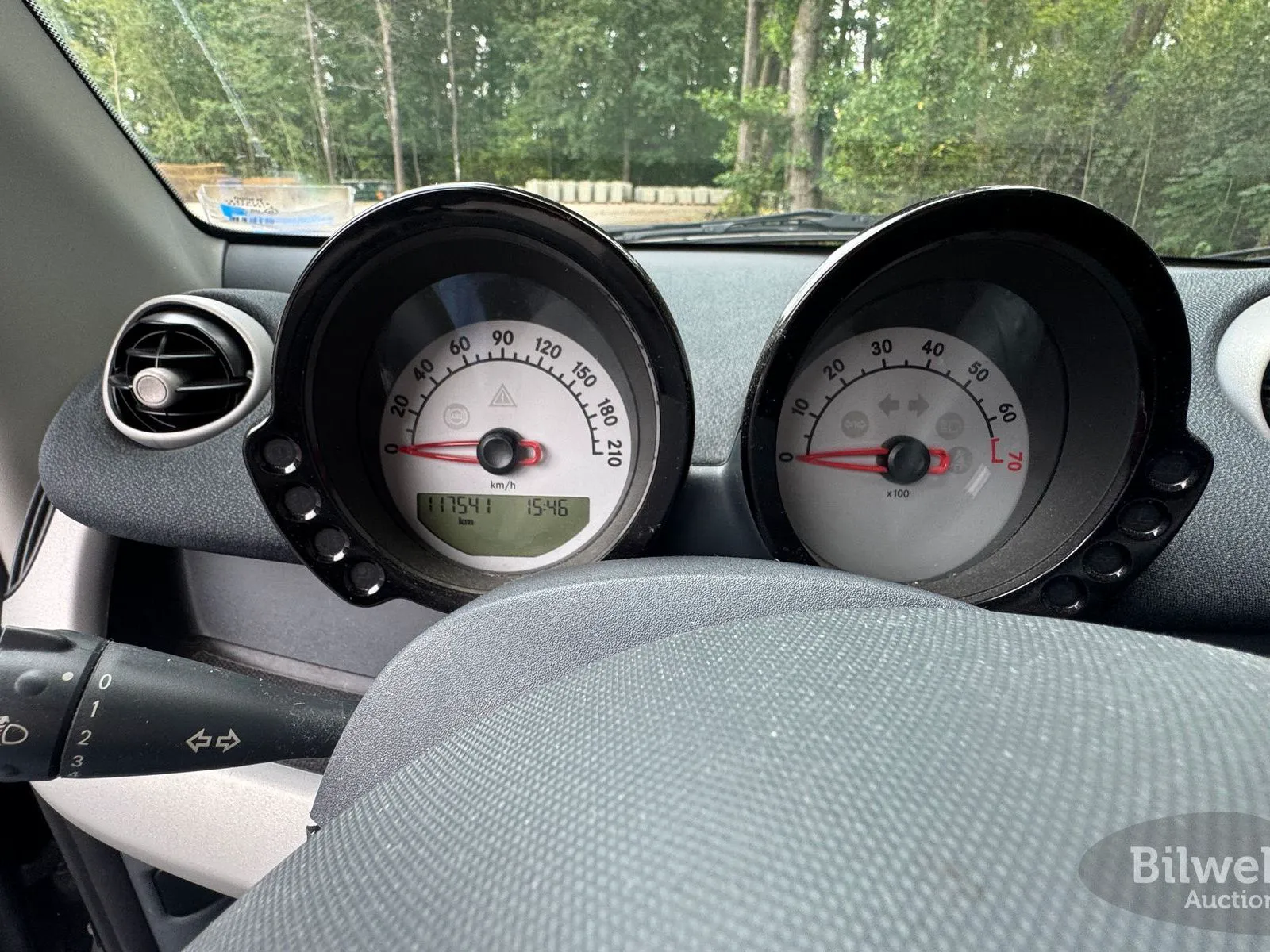 Vehicle image 43