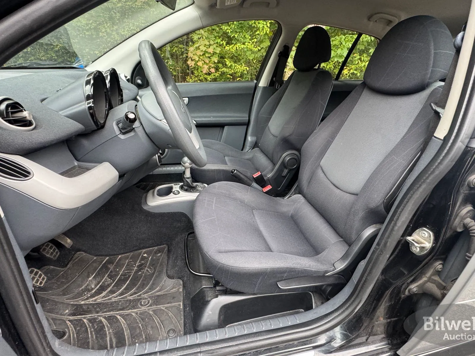 Vehicle image 39