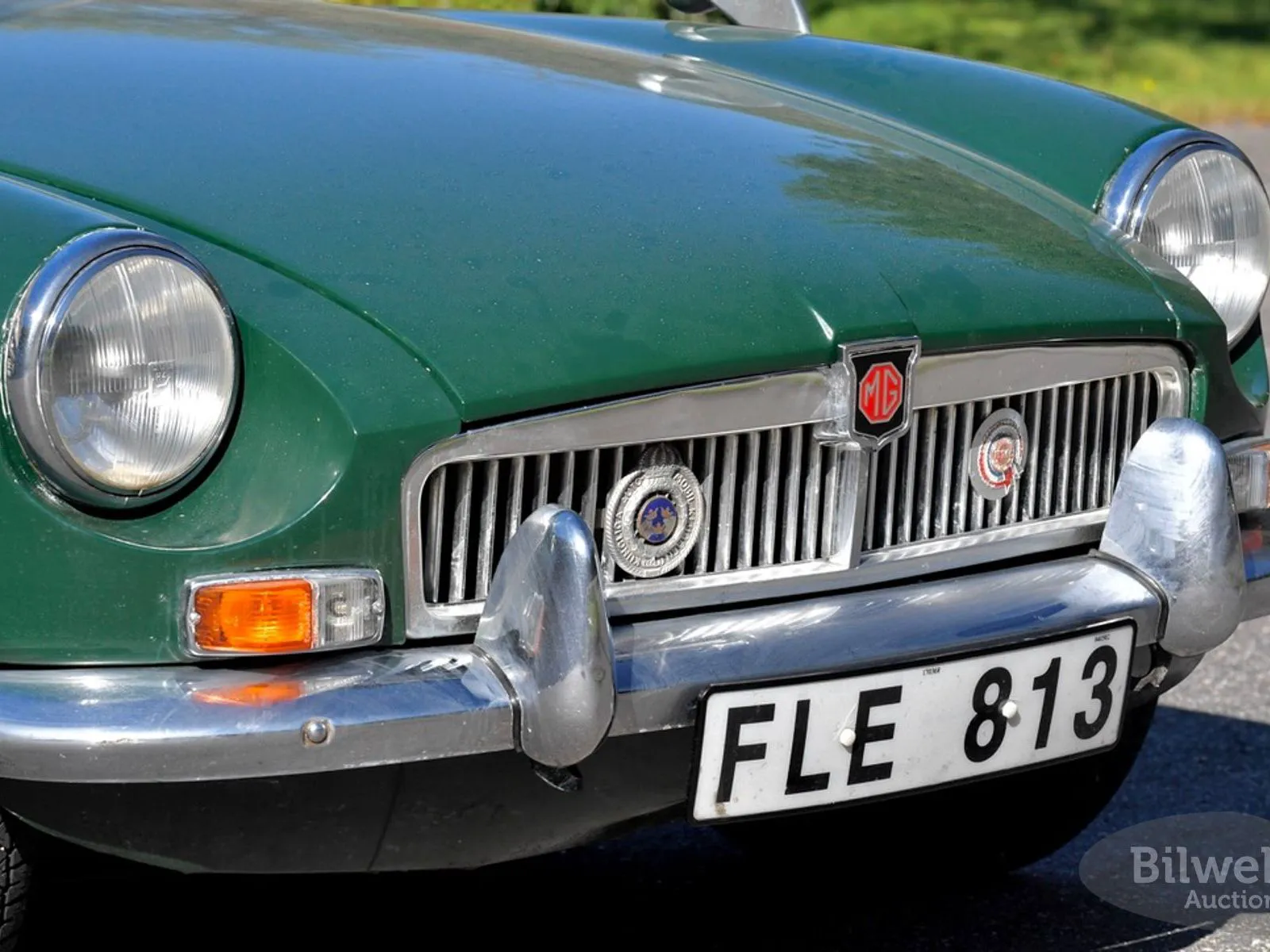 Vehicle image 8