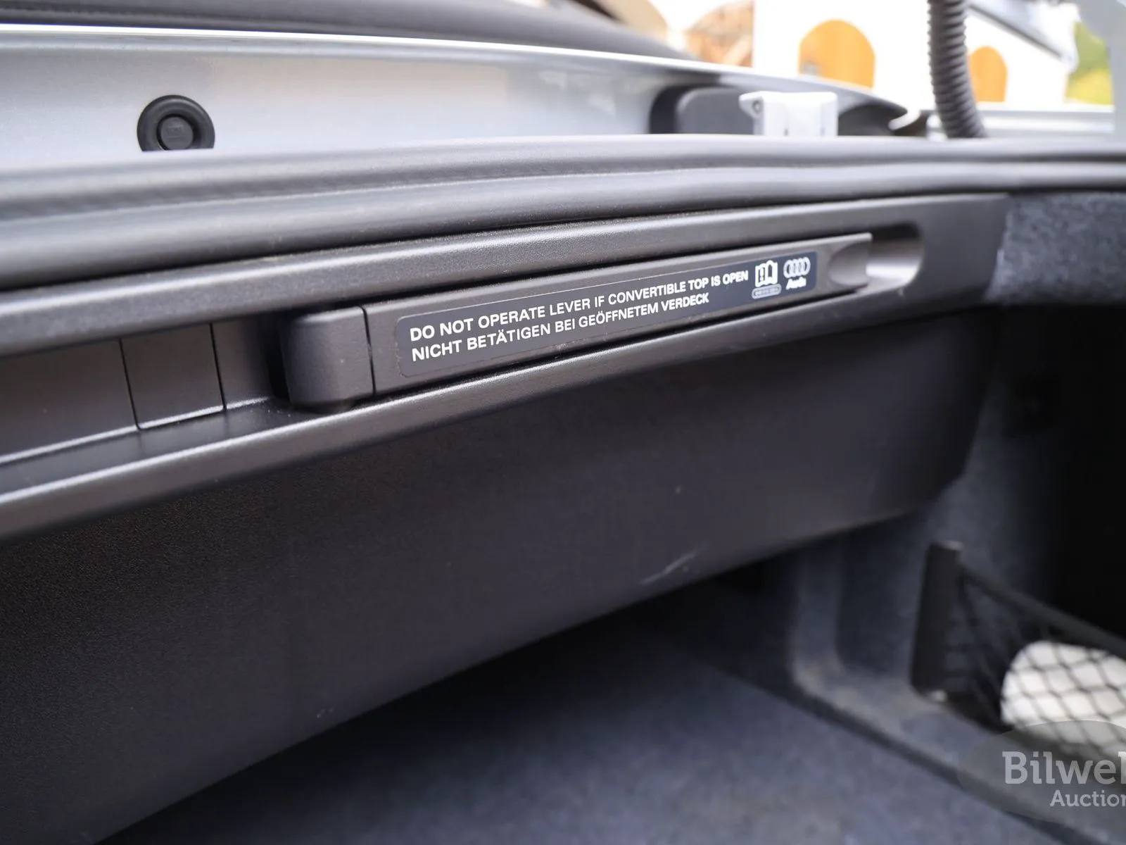 Vehicle image 62