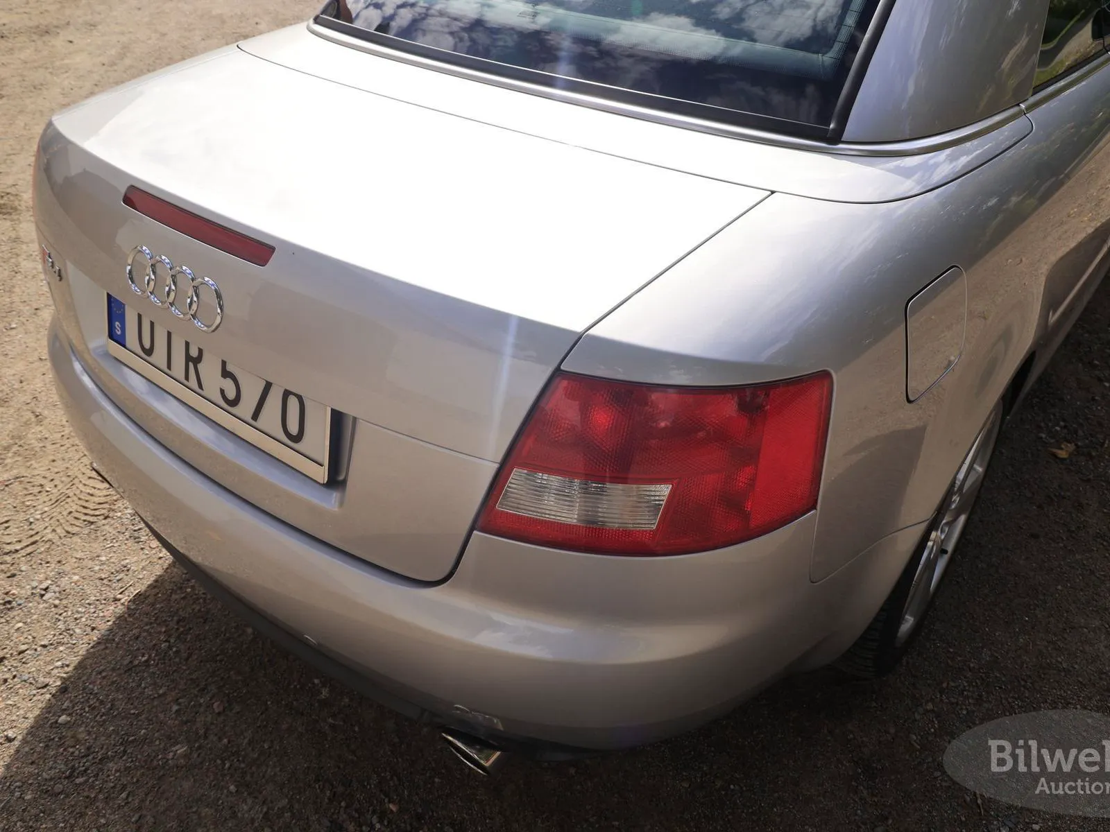 Vehicle image 33
