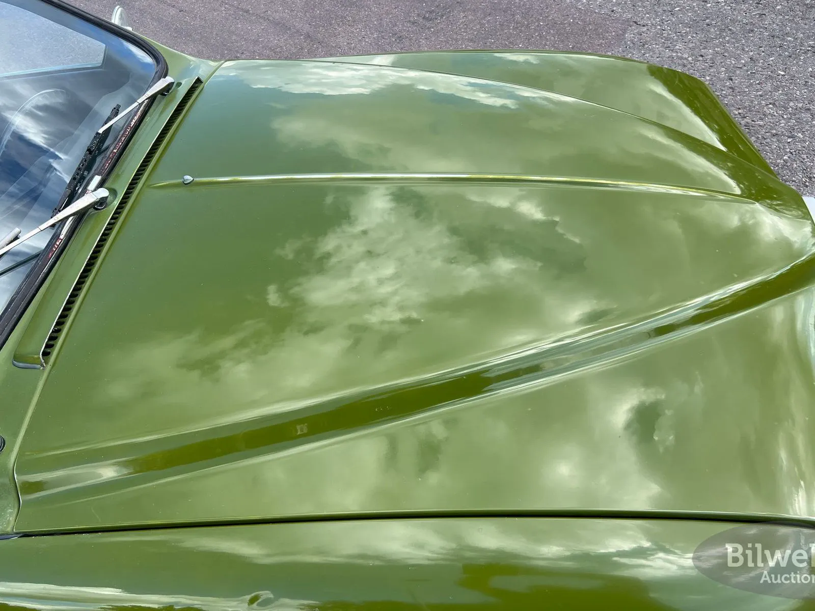 Vehicle image 73