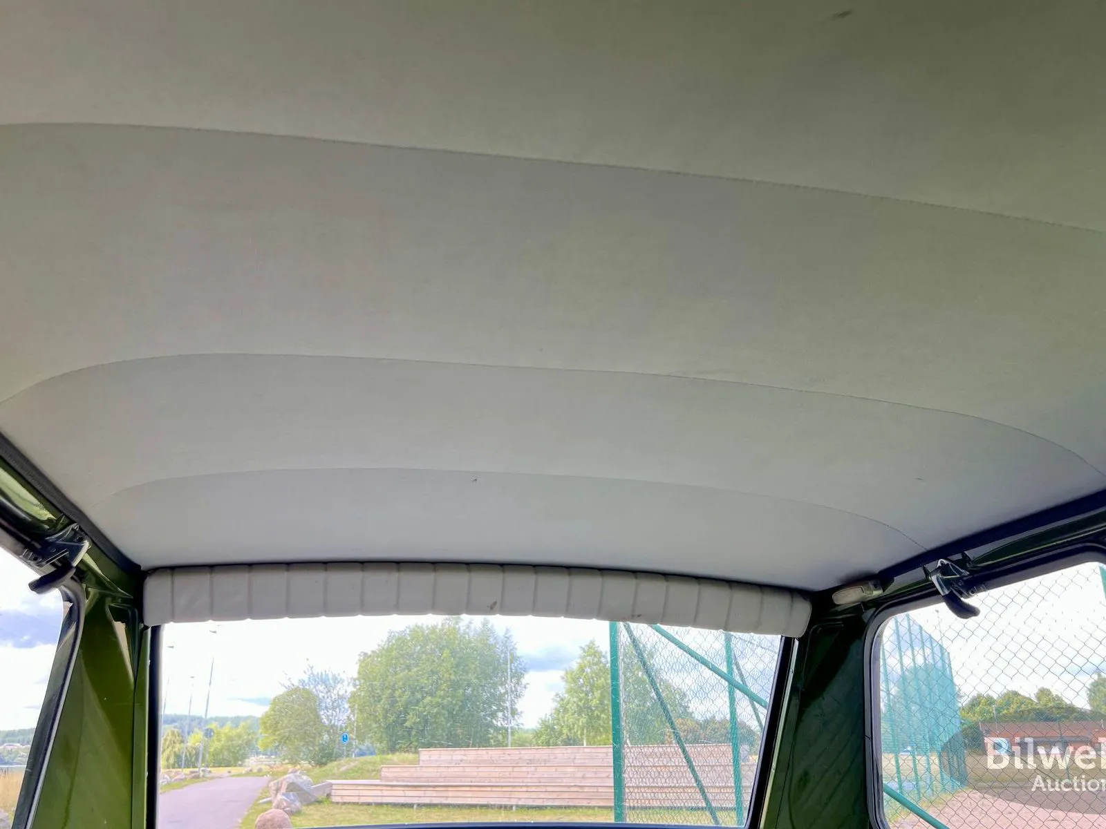 Vehicle image 36
