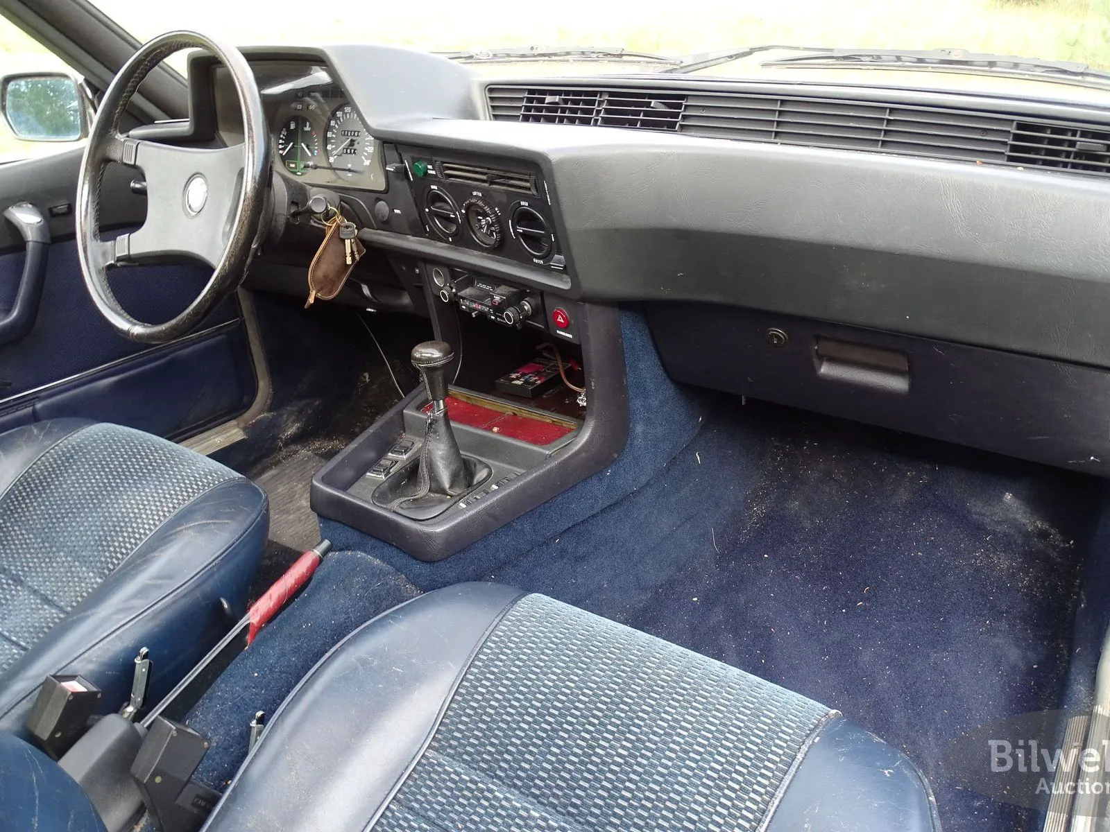 Vehicle image 49