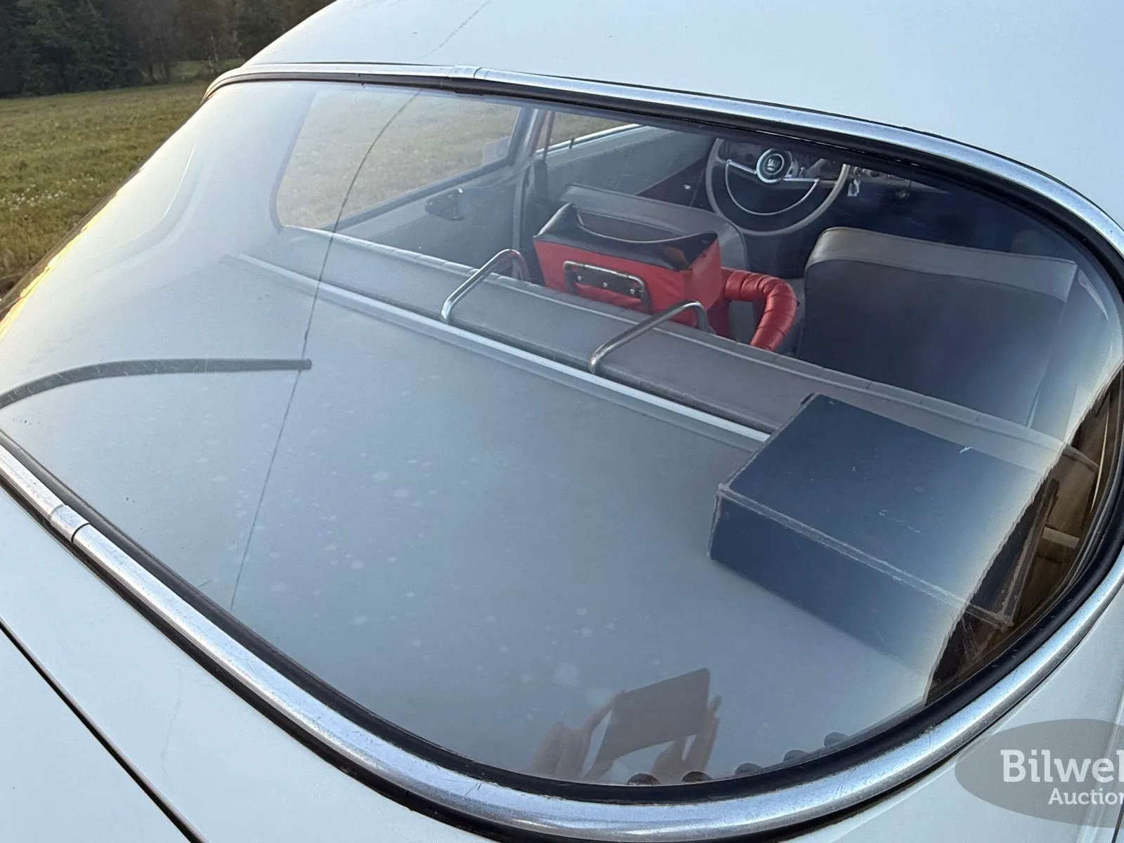 Vehicle image 75
