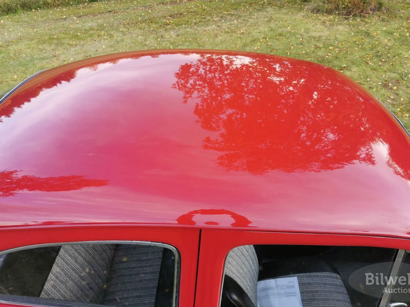Vehicle image 52