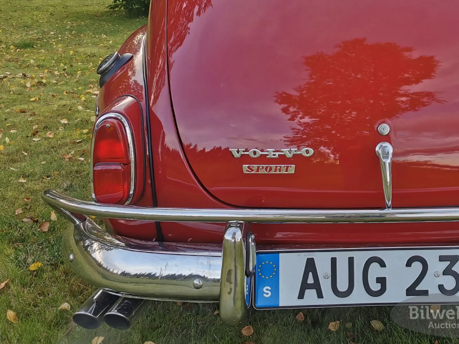 Vehicle image 75