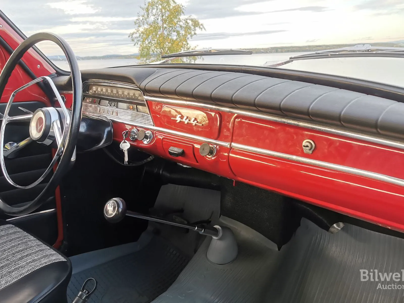 Vehicle image 20