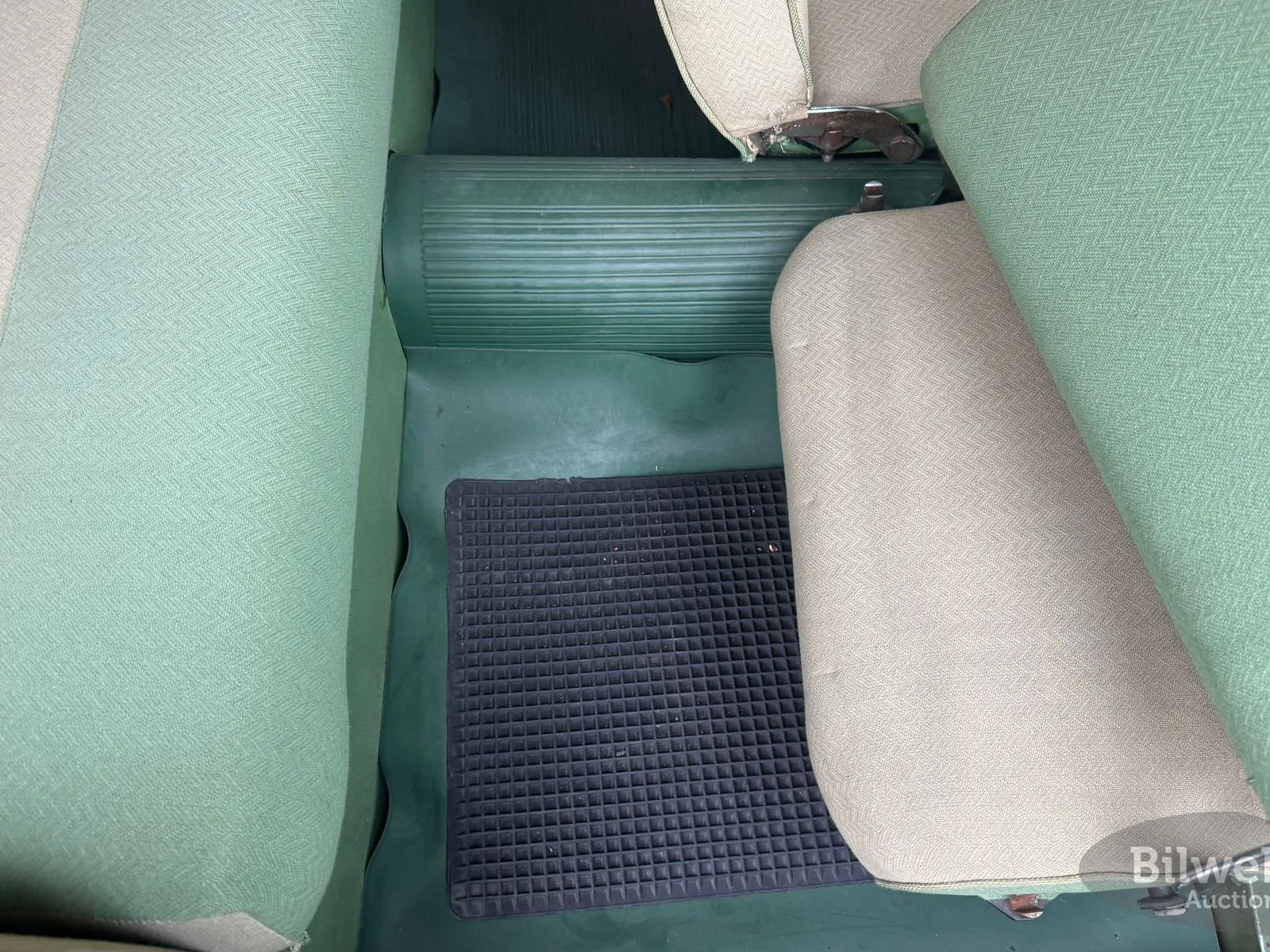 Vehicle image 39