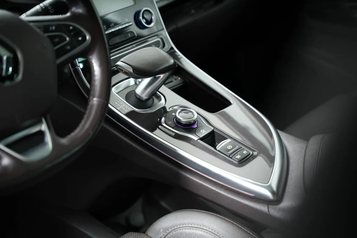 Vehicle image 18