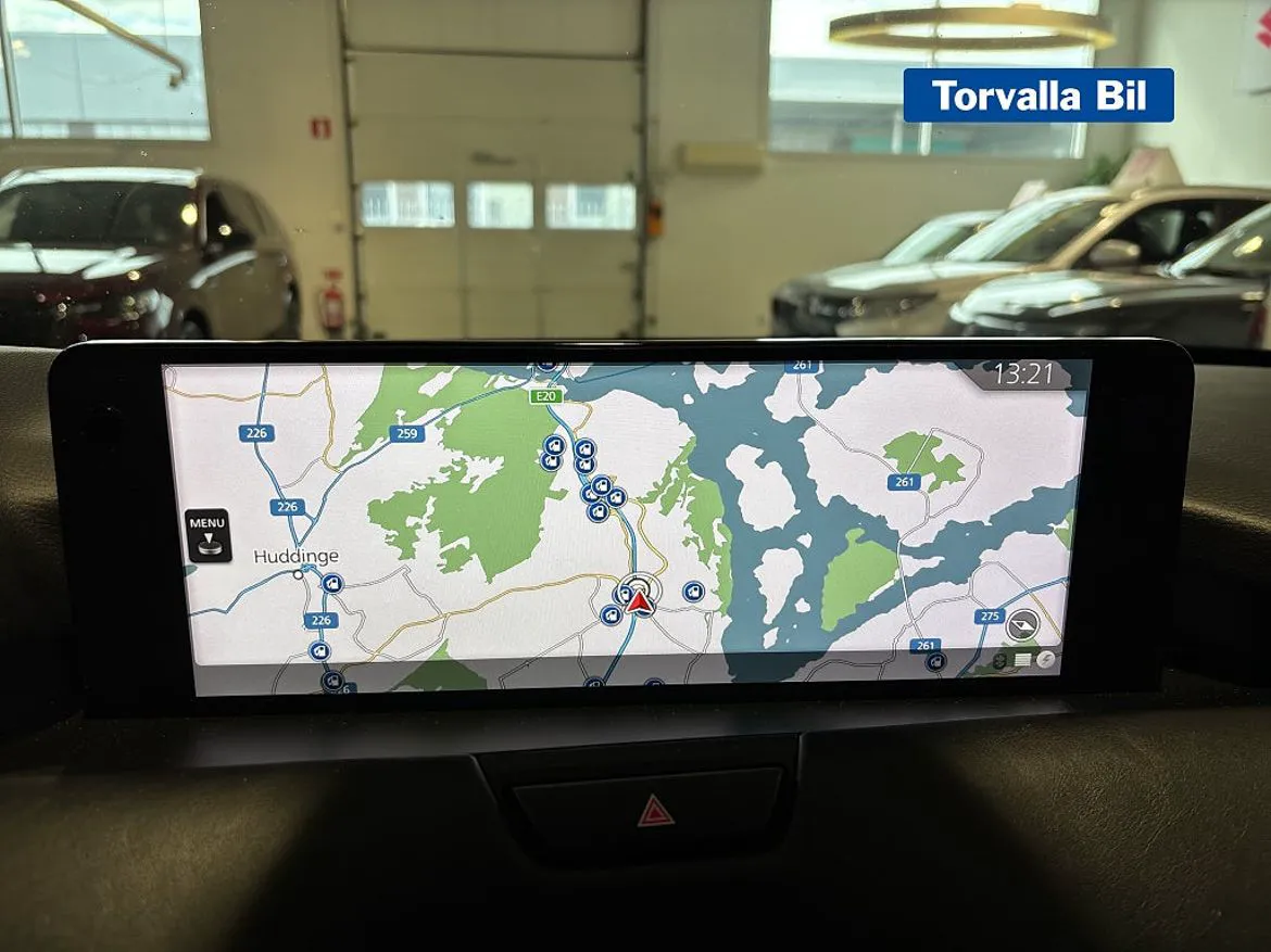 Vehicle image 13