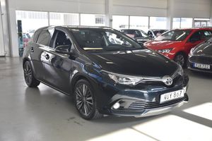 Toyota Auris bild 2