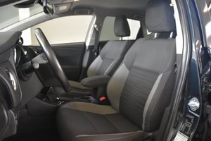Toyota Auris bild 7
