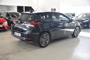 Toyota Auris bild 3