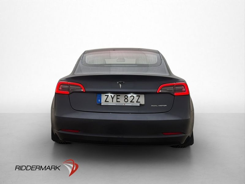 Tesla Model 3 bild 8