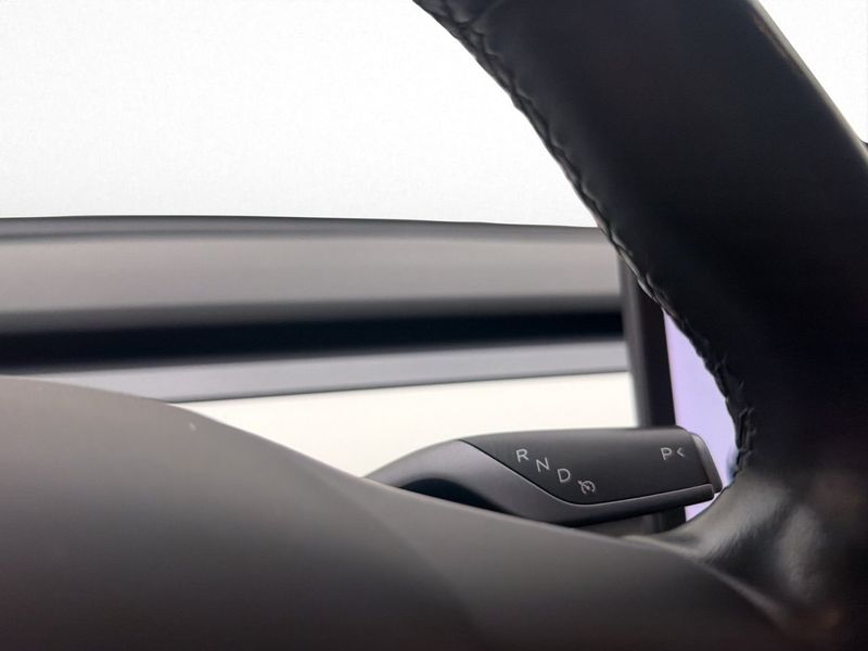 Tesla Model 3 bild 21