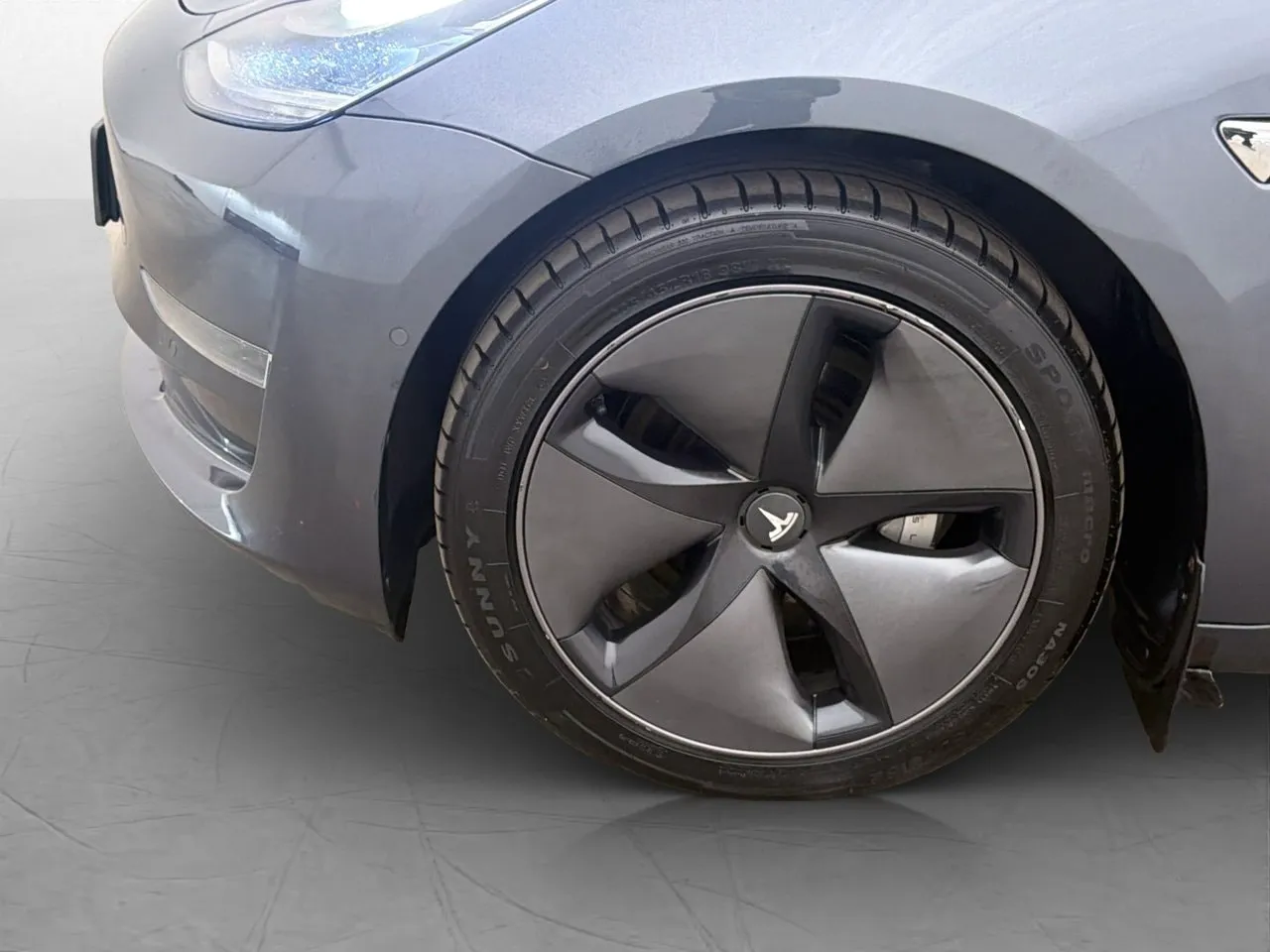 Vehicle image 31