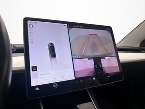 Tesla Model 3 bild 29