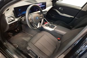 BMW 330 bild 10