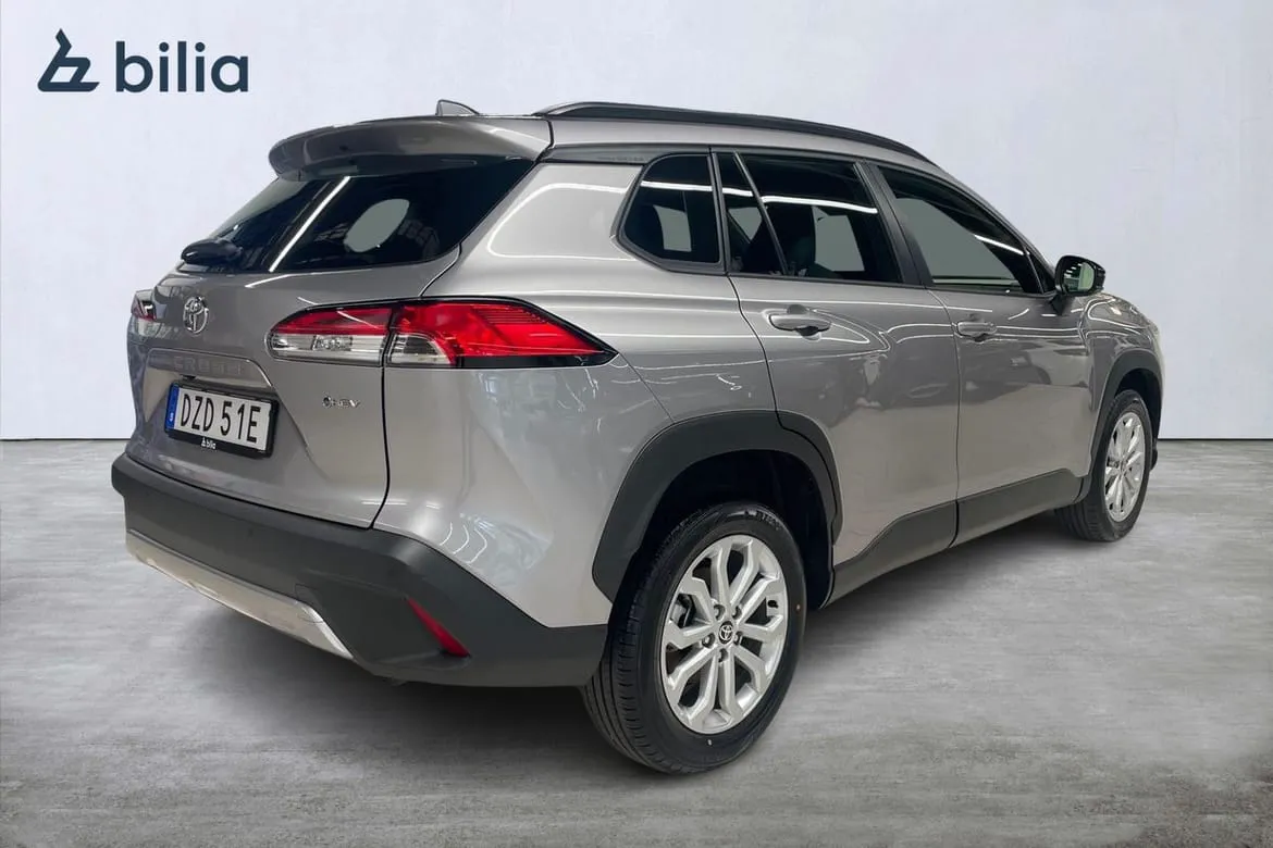 Vehicle image 18