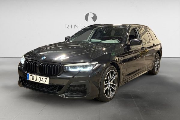 BMW 530 e Touring xDrive 292 HK AUT M-SPORT DRAG NAVI BACKKAMERA - 2023
