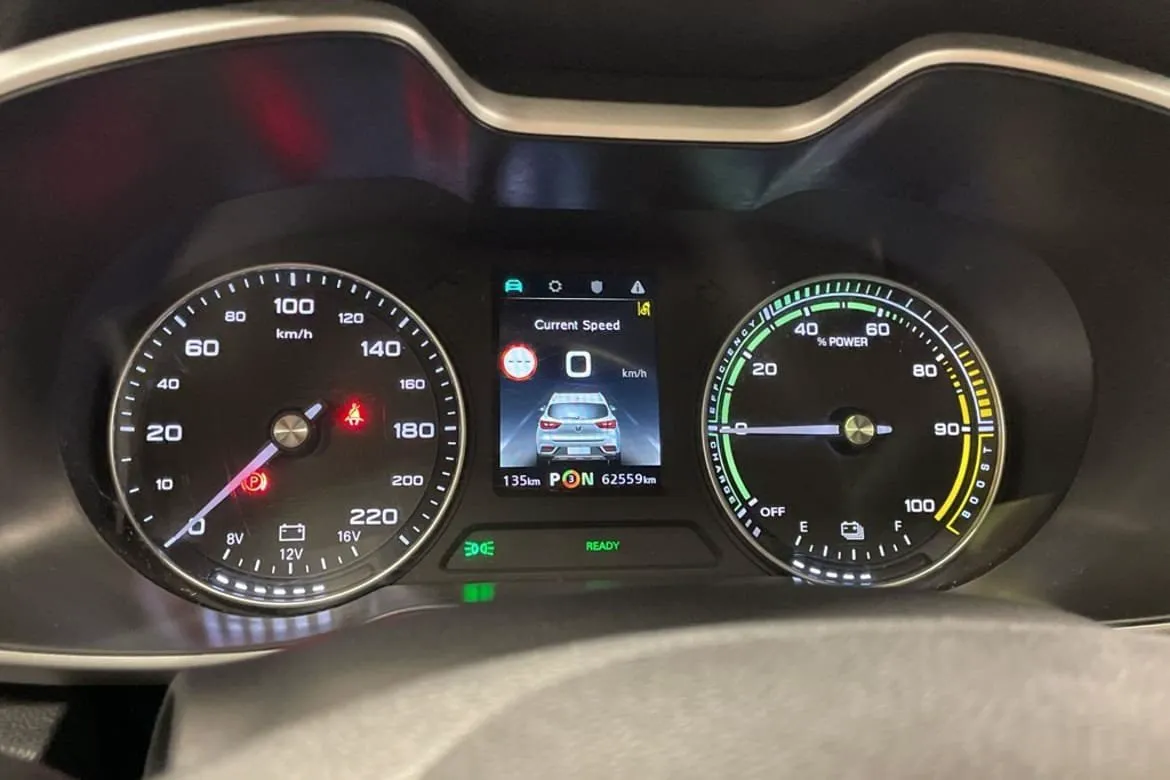 Vehicle image 14