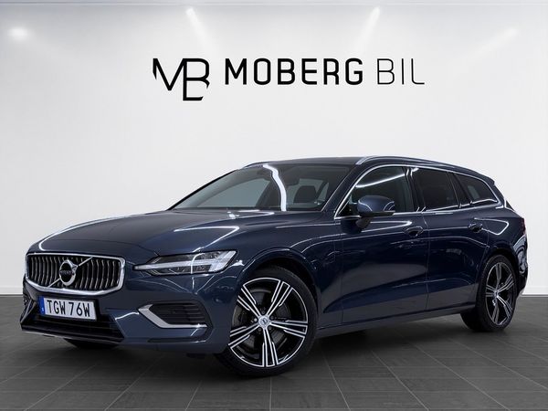 Volvo V60 Recharge T6 AWD 350hk Inscription Drag Läder B-Kamera - 2022