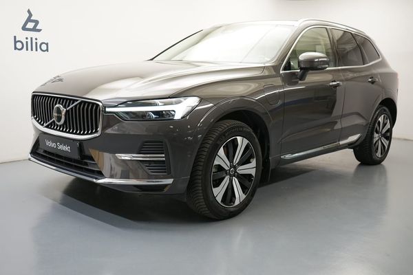 Volvo XC60 Recharge T6 Plus Bright Edition, Taklucka, Förarstol elmanövrerad, Dragkrok - 2023