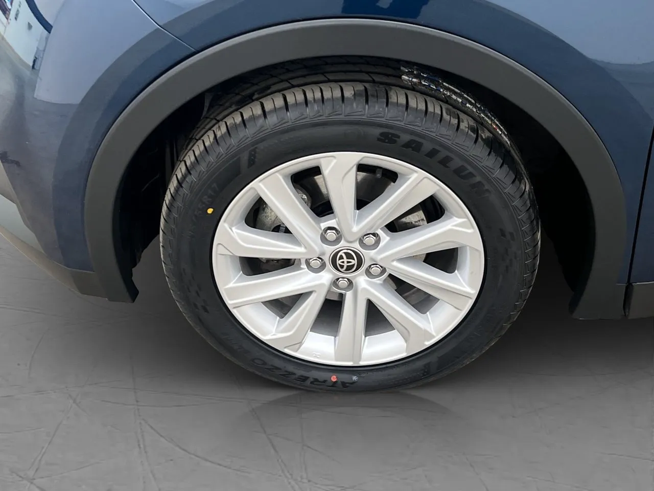 Vehicle image 31