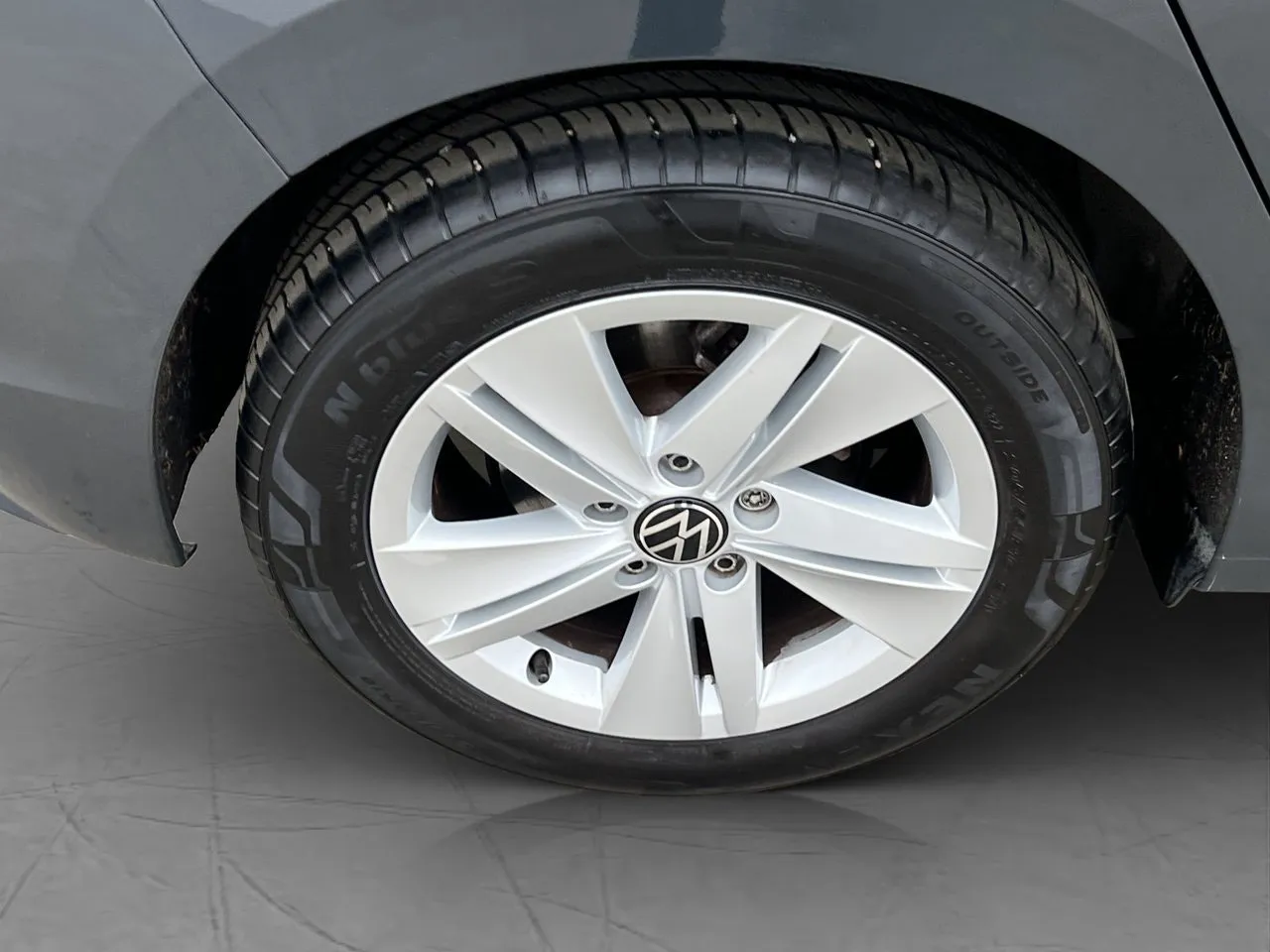 Vehicle image 31