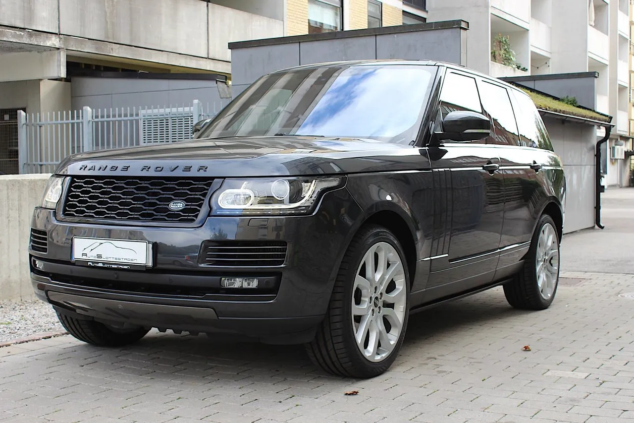 Vehicle image 13