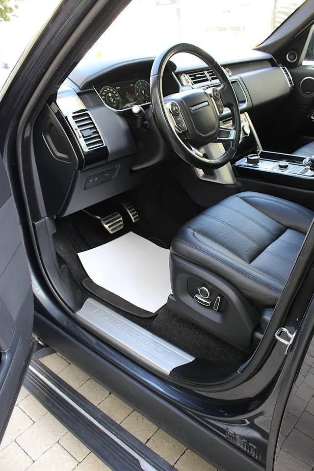 Vehicle image 36