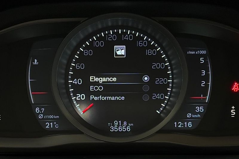 Volvo V60 bild 24