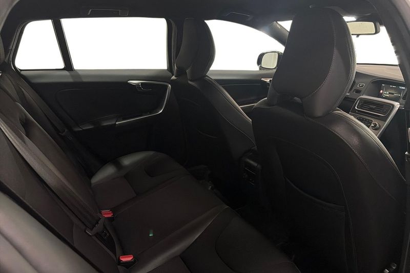 Volvo V60 bild 15