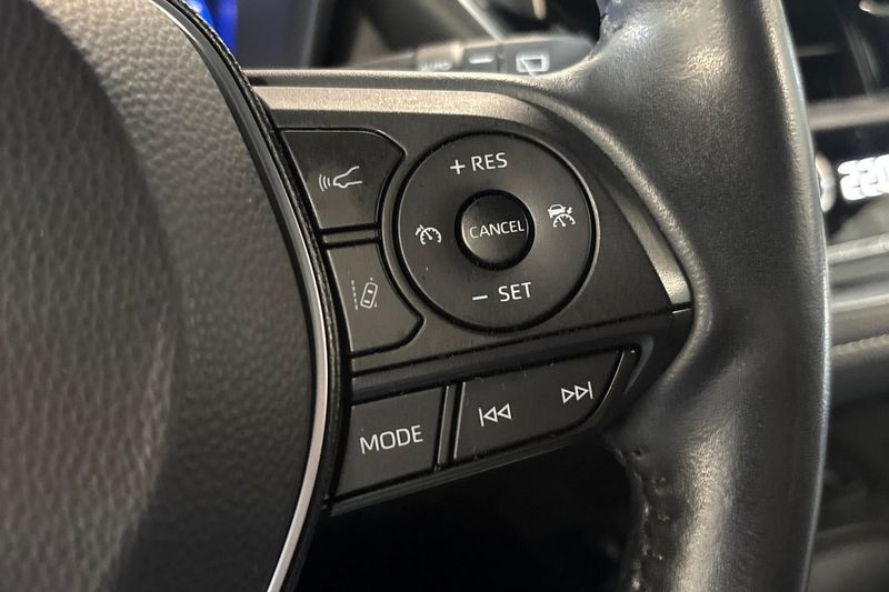 Suzuki Swace bild 21