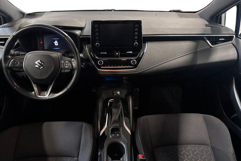 Suzuki Swace bild 12