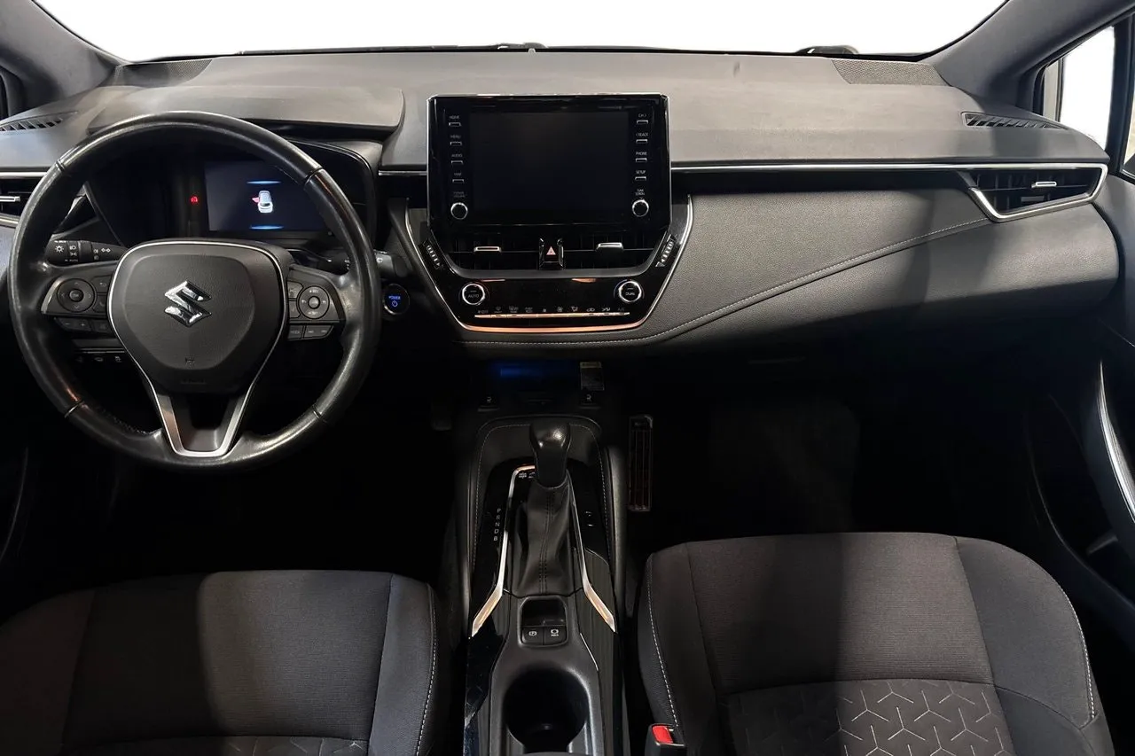 Vehicle image 11