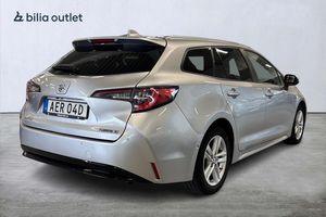 Suzuki Swace bild 6