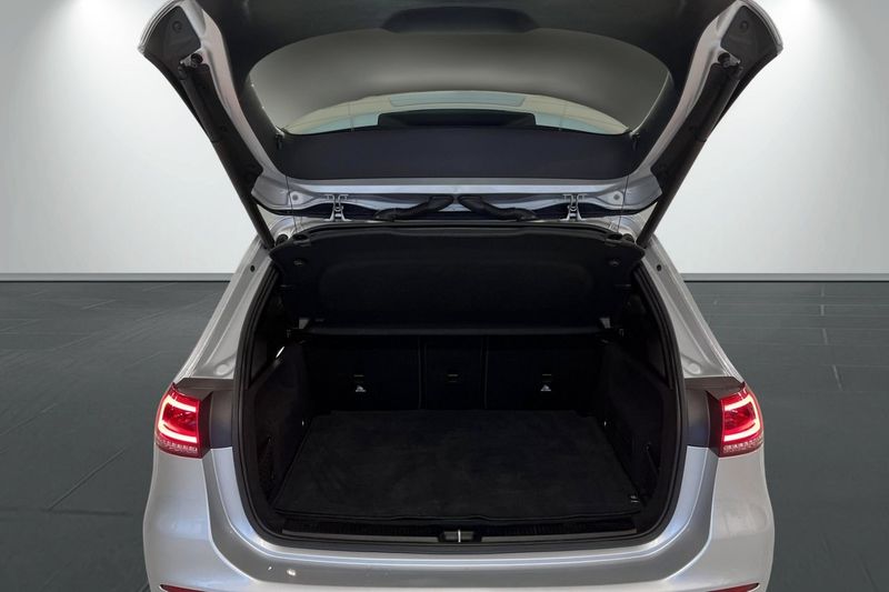 Mercedes B200 bild 17