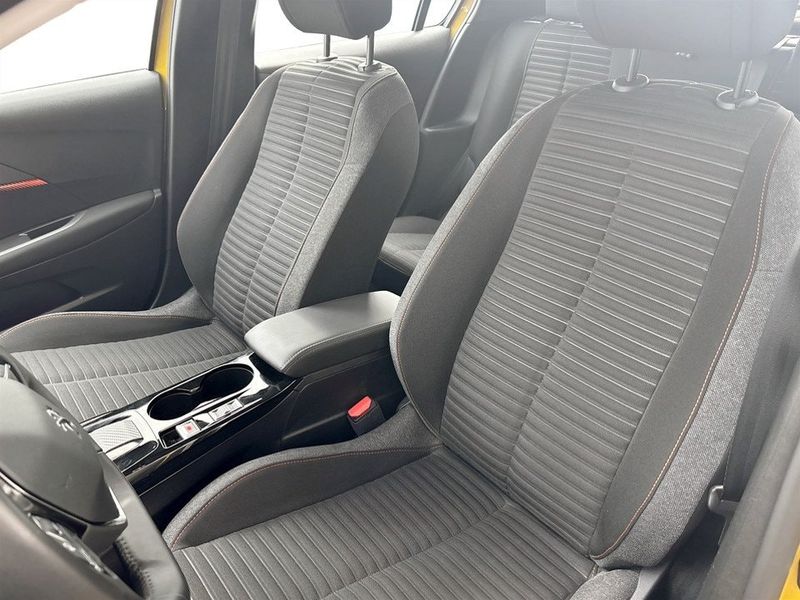 Peugeot e-208 bild 5