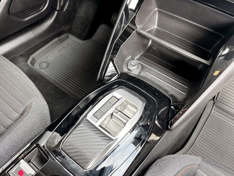 Peugeot e-208 bild 10