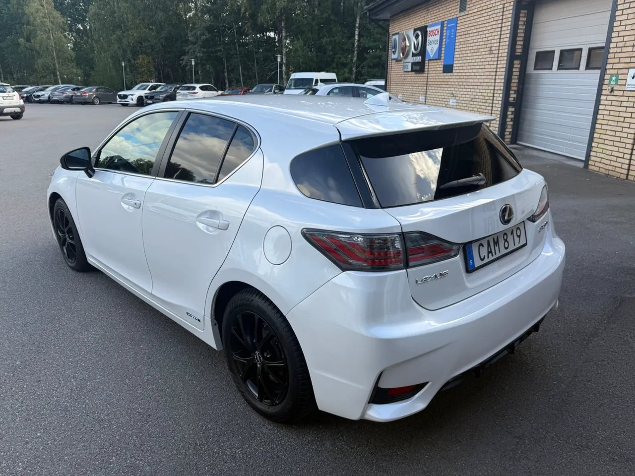Vehicle image 2