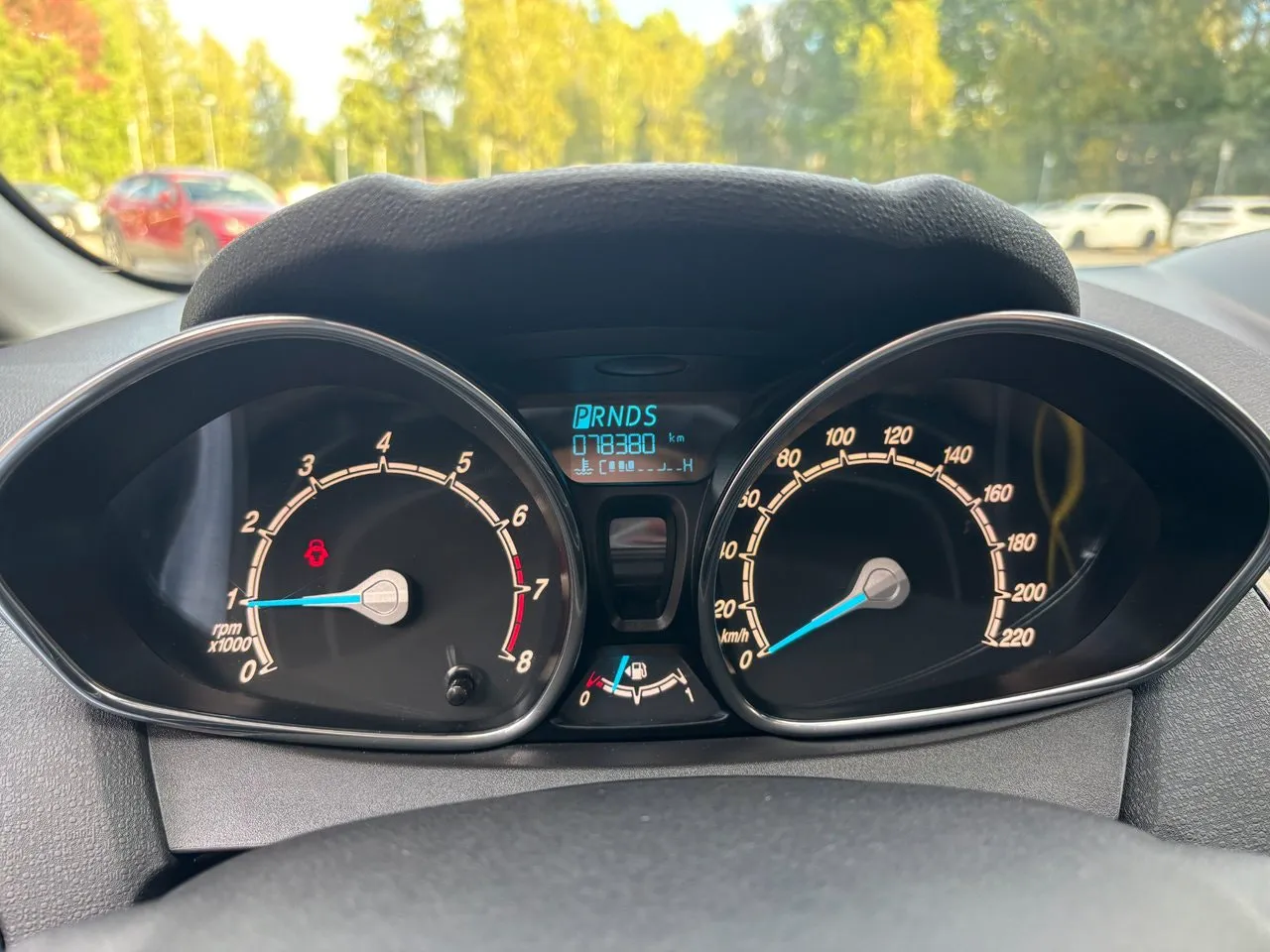 Vehicle image 17
