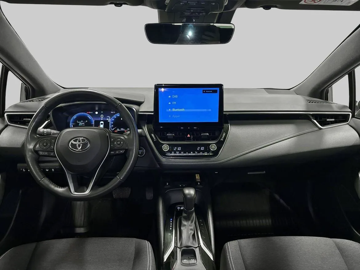 Vehicle image 11